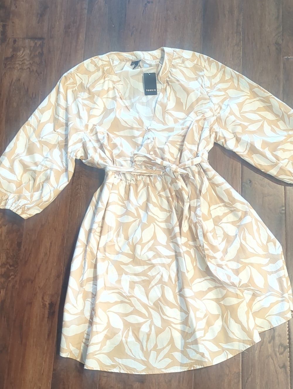 torrid Cream & Tan Wrap Dress size 1x NWT